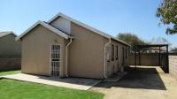 2 Bedroom 1 Bathroom House for Sale for sale in Windmill Park