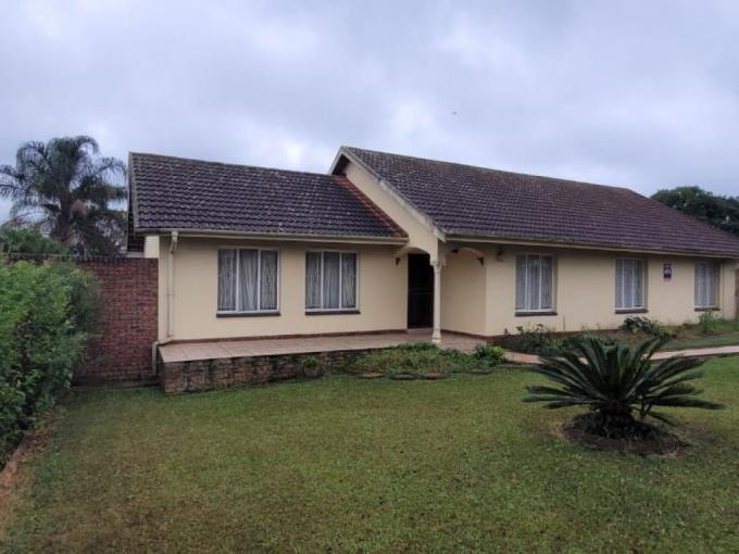 3 Bedroom House to Rent in Hayfields Property to rent MR