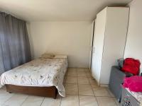  of property in Sunnyside