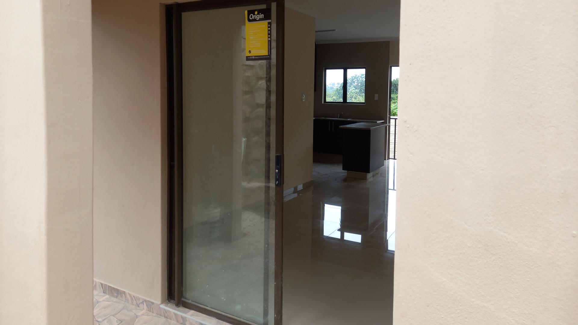 Patio - 5 square meters of property in Reservoir Hills KZN