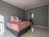 Main Bedroom - 24 square meters of property in Wilropark