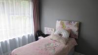 Bed Room 3 - 16 square meters of property in Wilropark