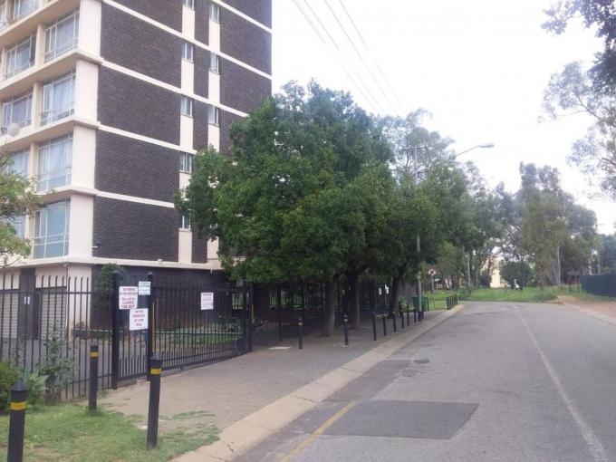 1 Bedroom Apartment for Sale For Sale in Weavind Park - MR570647