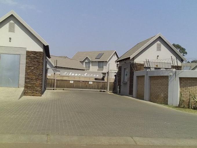 3 Bedroom Simplex for Sale For Sale in Willow Park Manor - MR570664