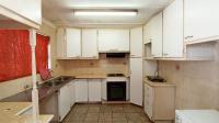 Kitchen - 12 square meters of property in Pinetown 