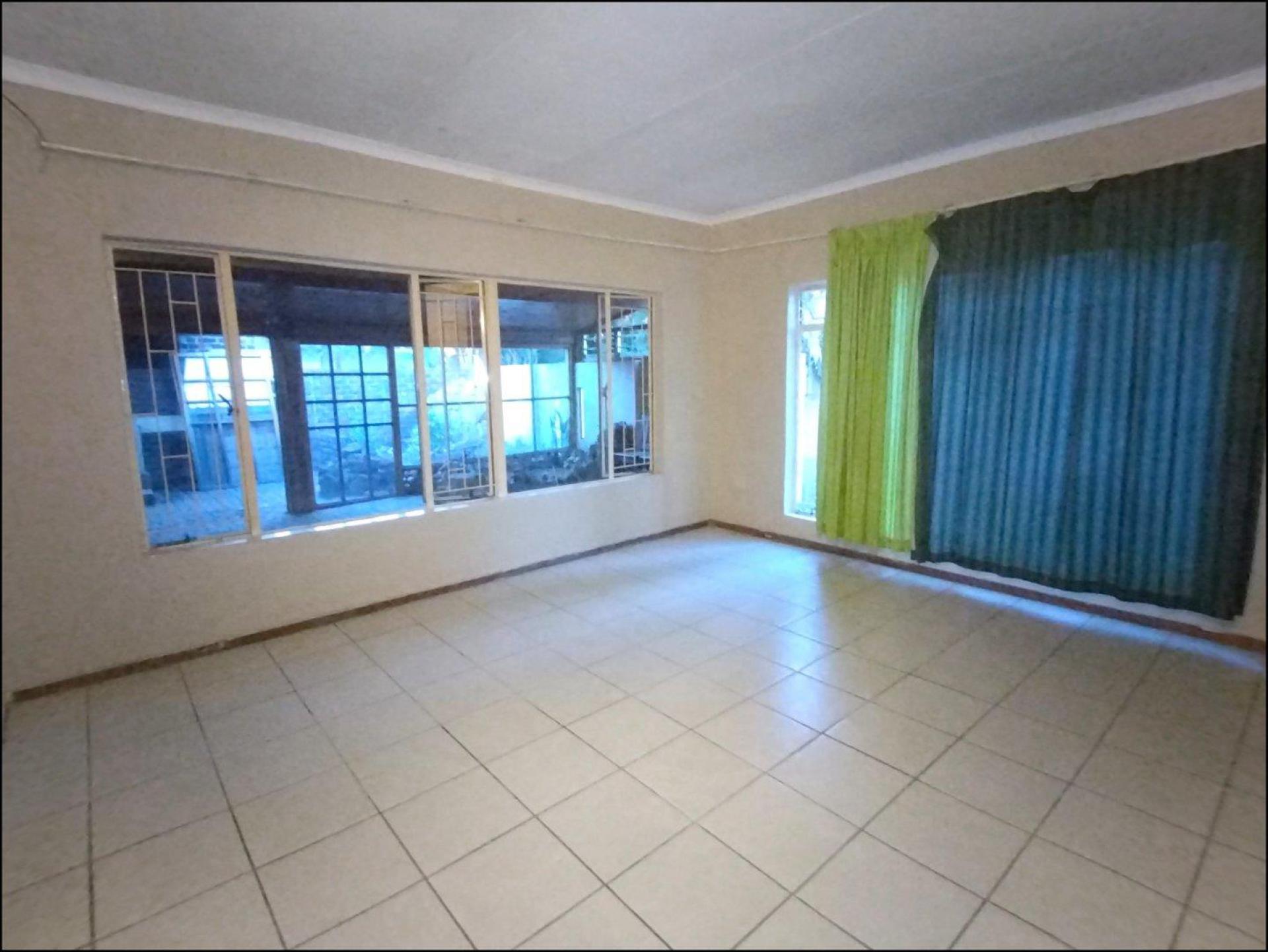 3 Bedroom House for Sale For Sale in Annadale MR570853 M