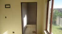 Main Bathroom - 4 square meters of property in Munsieville South