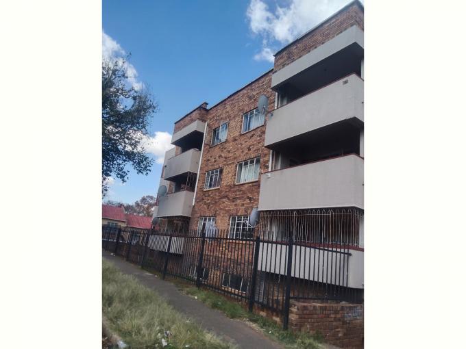 16 Bedroom Commercial for Sale For Sale in Jeppestown - MR570939