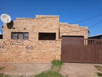 Front View of property in Tshepisong