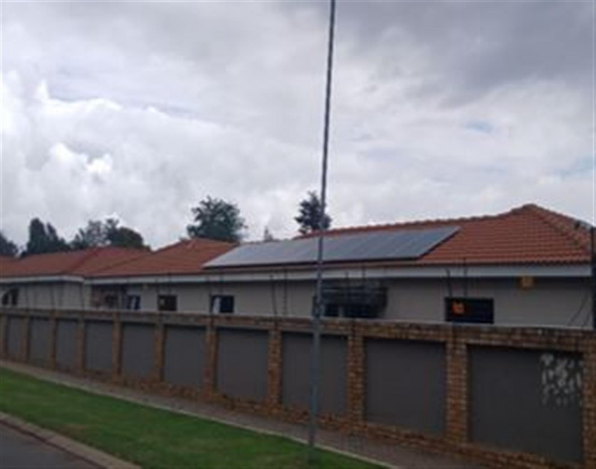 Front View of property in Brentwood Park AH