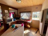 Kitchen of property in Evander