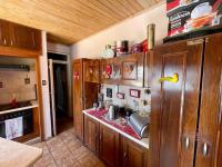 Kitchen of property in Evander