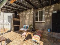 Patio - 27 square meters of property in Constantia Kloof