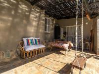 Patio - 27 square meters of property in Constantia Kloof