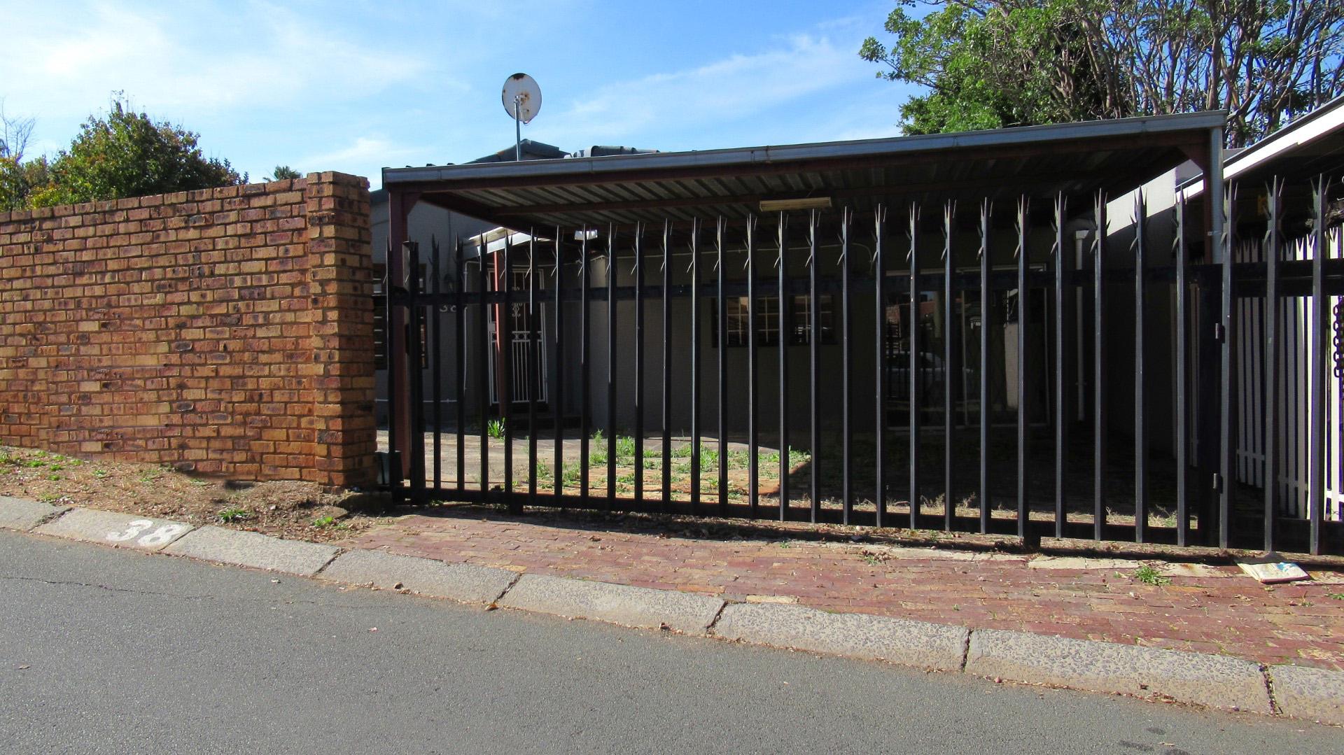 Front View of property in Randpark