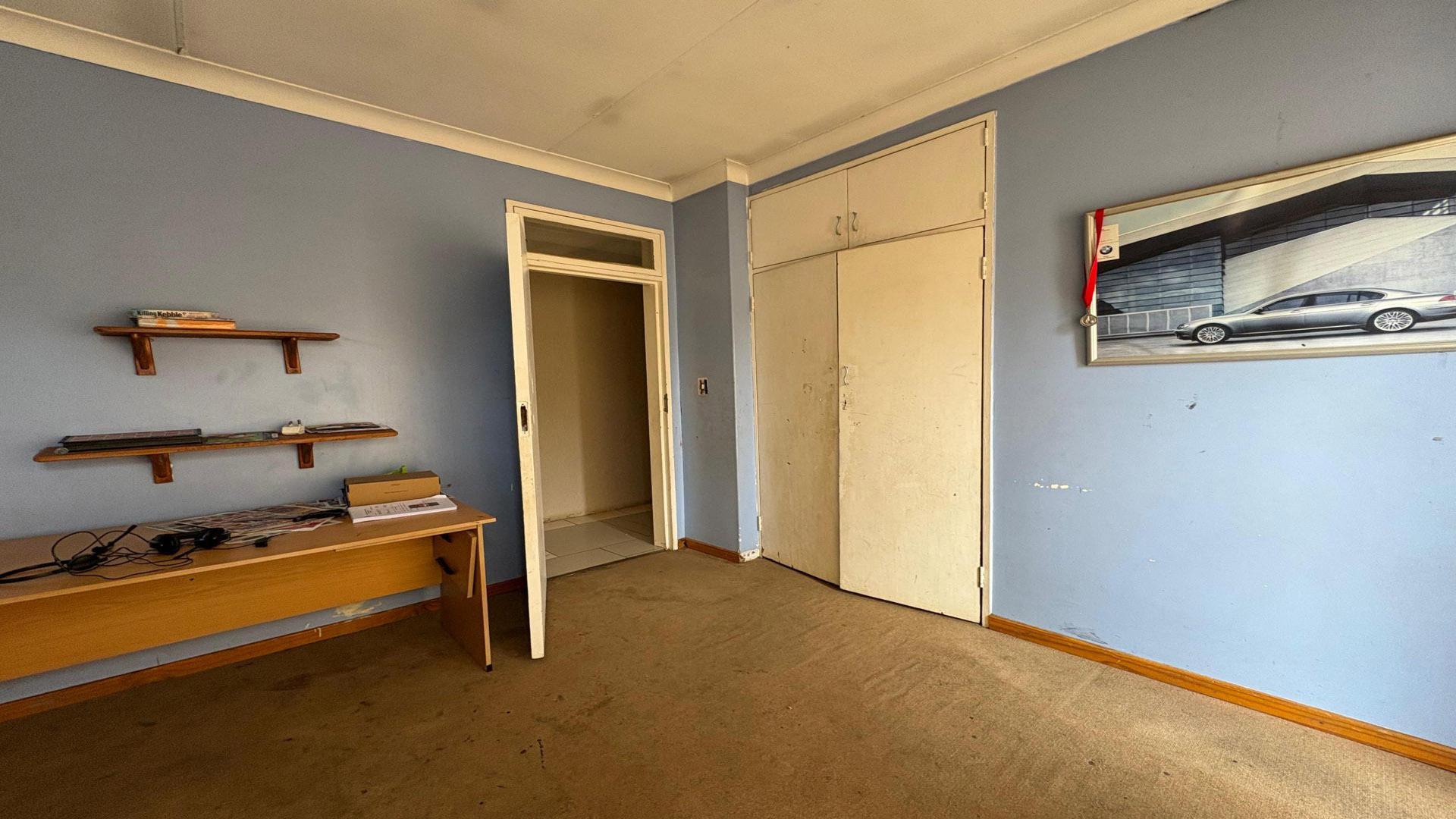 Bed Room 1 of property in Mindalore