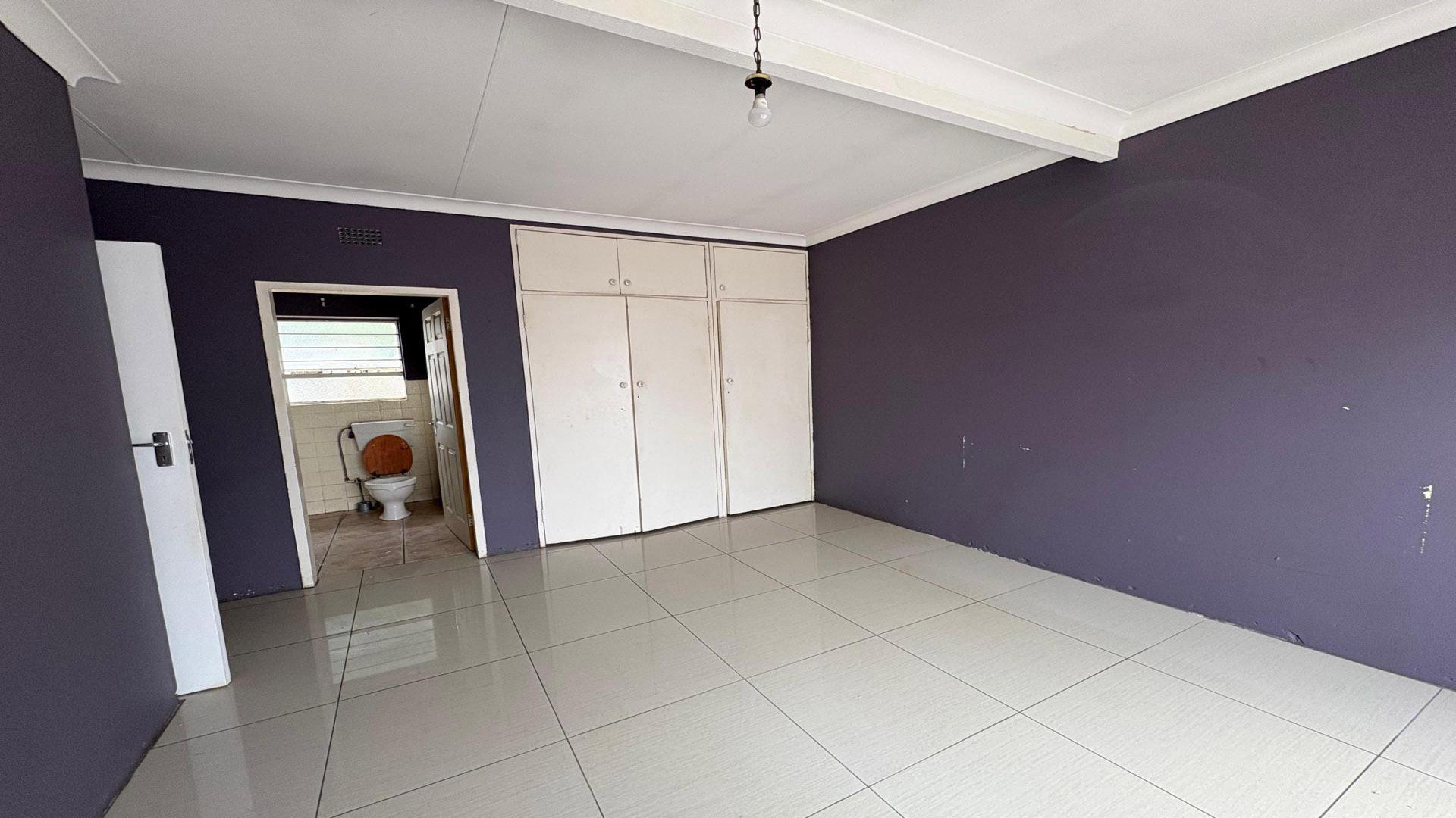 Bed Room 2 of property in Mindalore