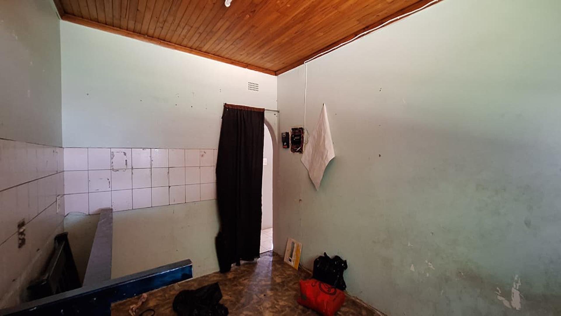 Formal Lounge of property in Mindalore