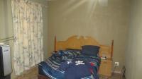 Bed Room 1 - 22 square meters of property in Albertville