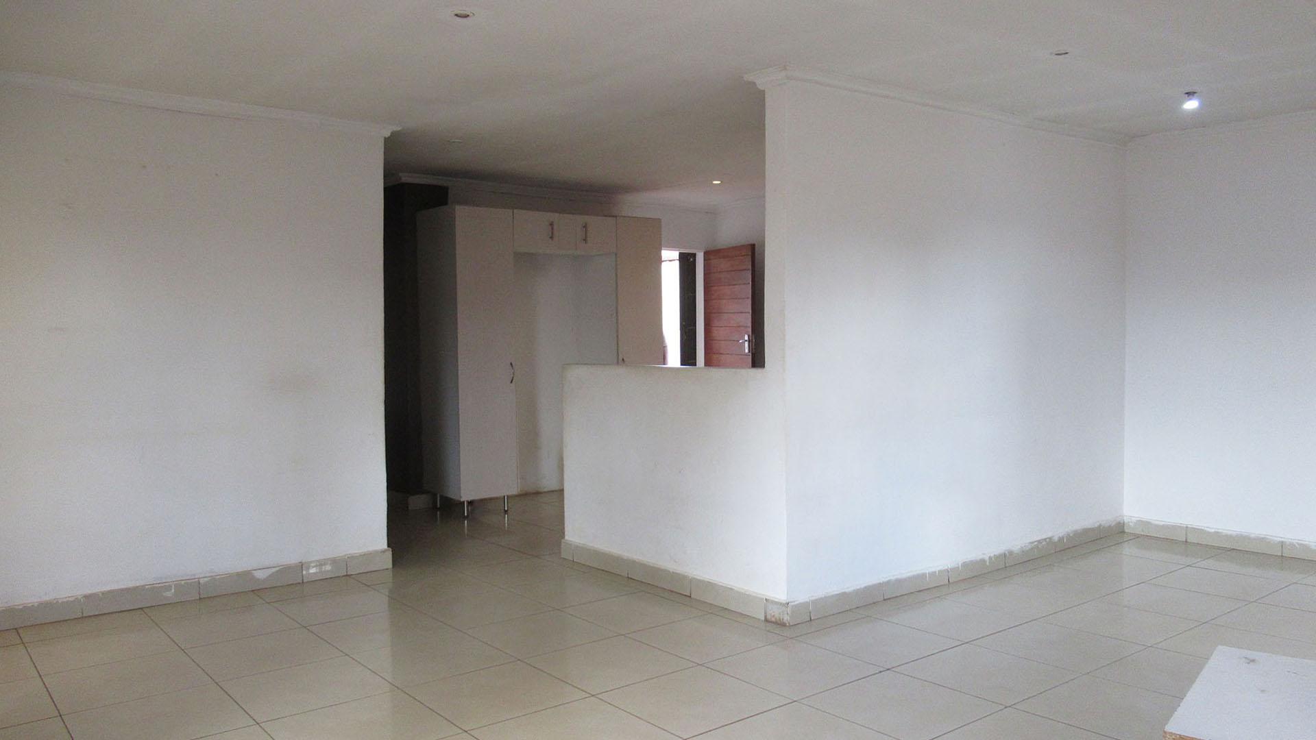 Dining Room - 6 square meters of property in Doornkop