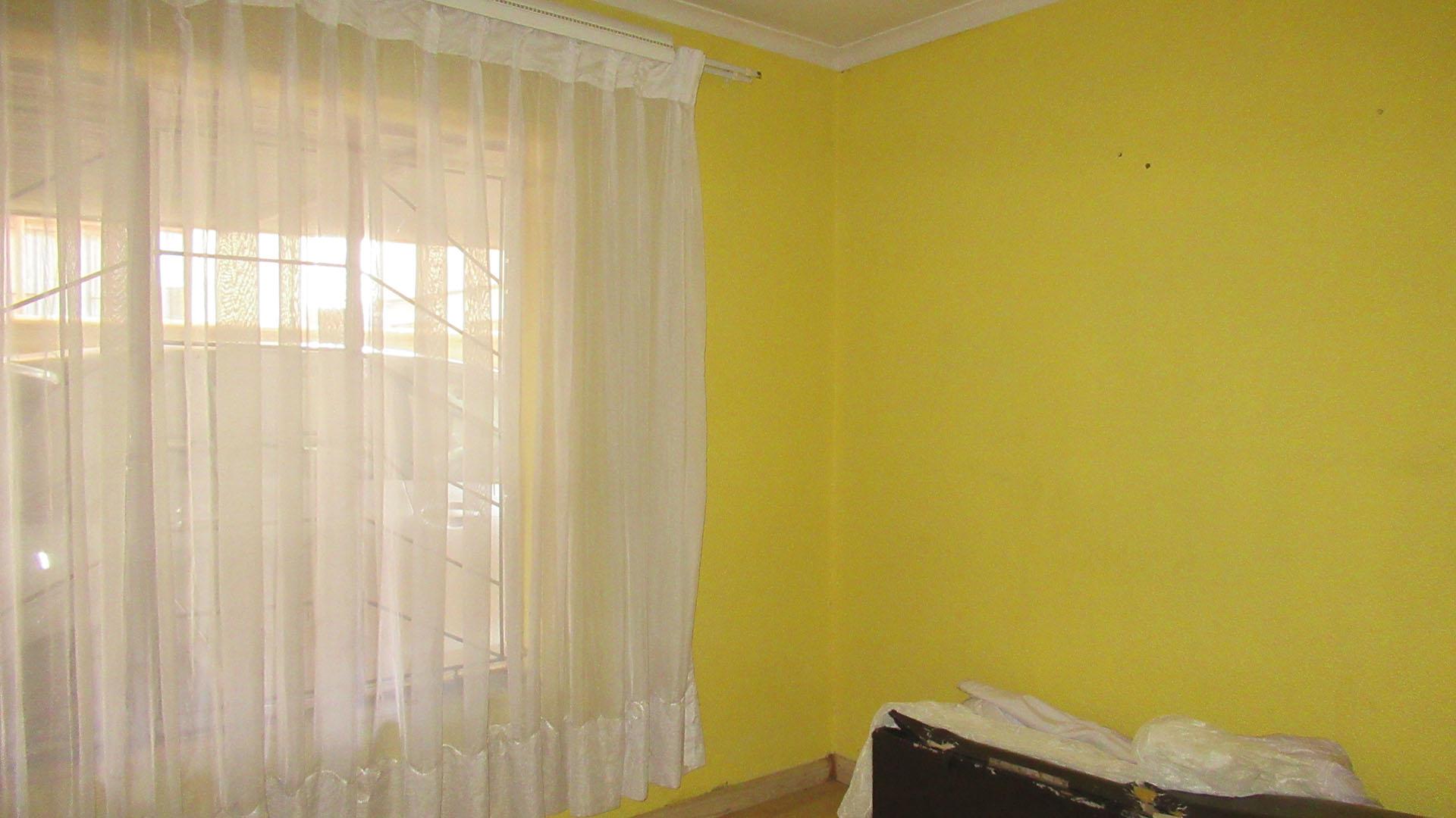 Bed Room 2 - 9 square meters of property in Doornkop