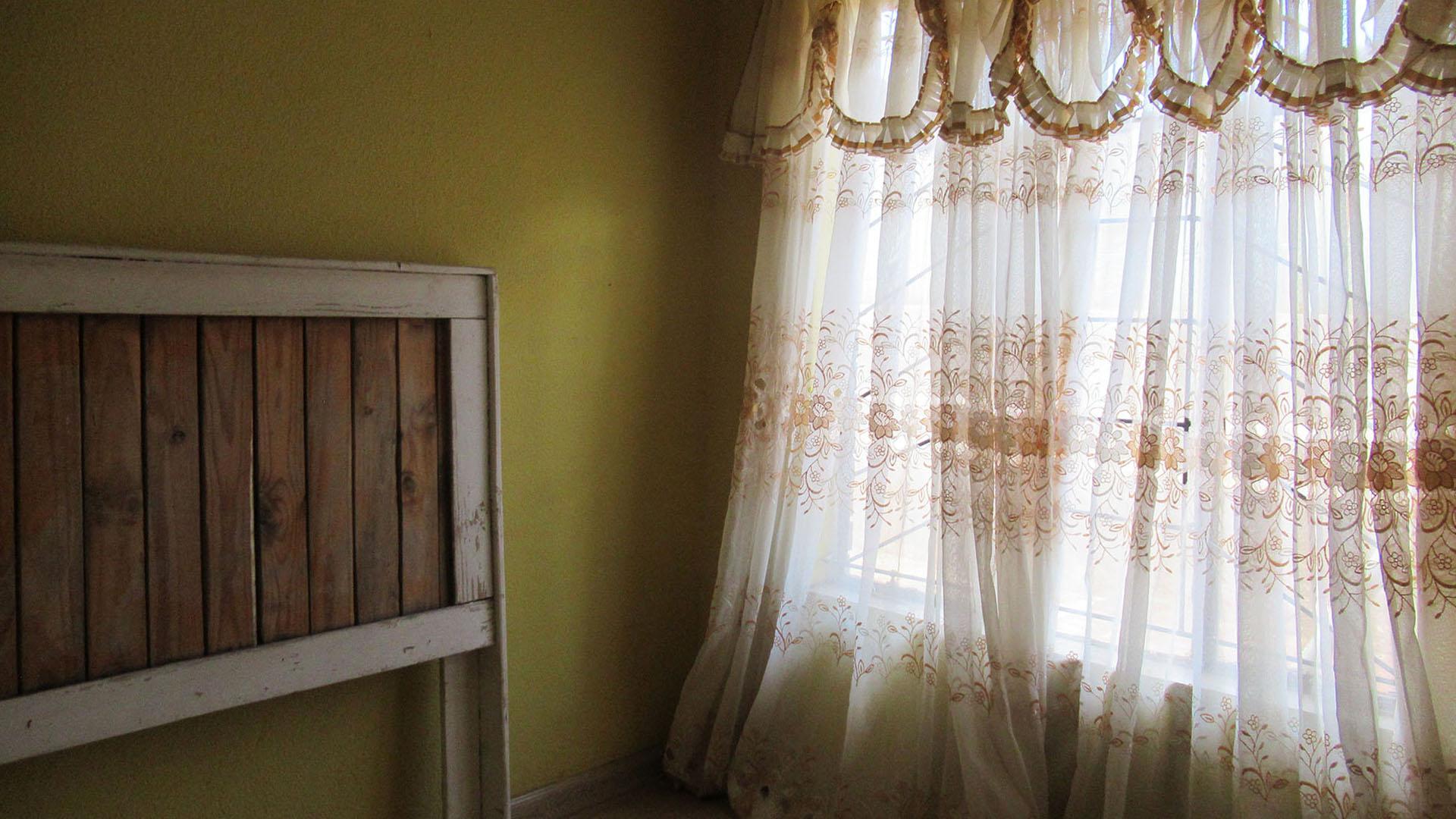 Bed Room 3 - 6 square meters of property in Doornkop