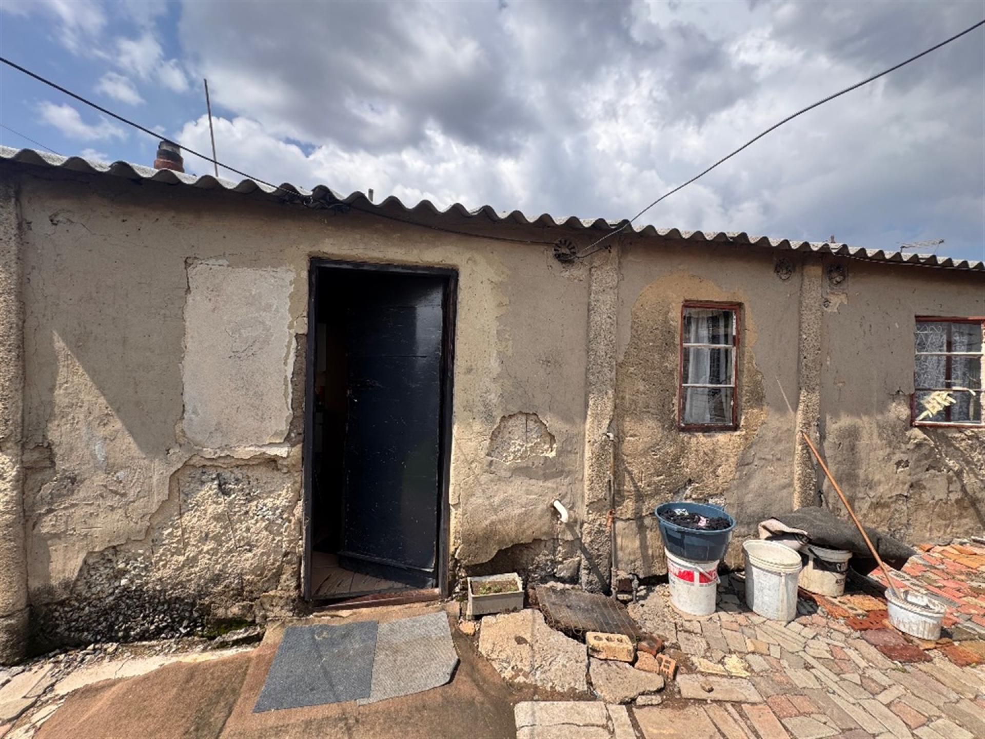 Front View of property in Daveyton