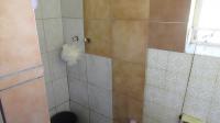 Main Bathroom - 6 square meters of property in Croydon