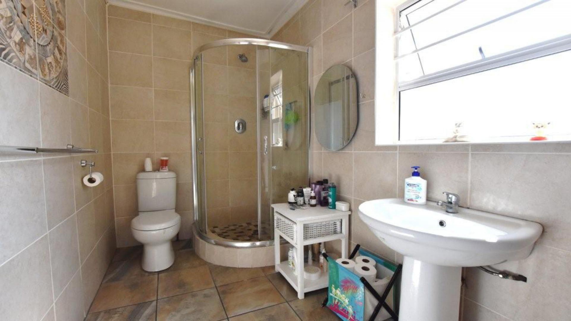 Bathroom 1 of property in North End