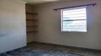 Bed Room 1 of property in Weltevreden Park