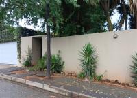 Front View of property in Orange Grove