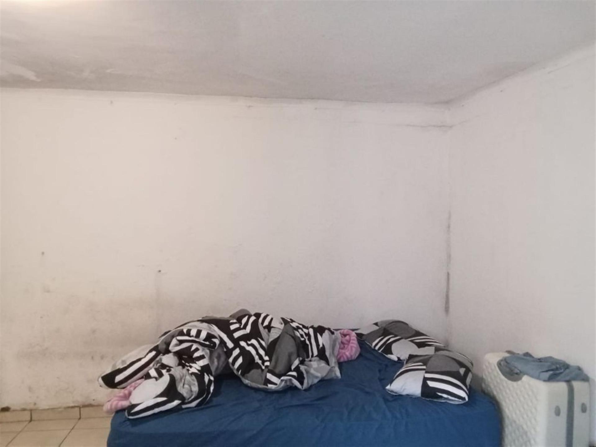 Bed Room 1 of property in Ilitha Park