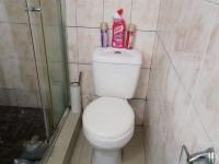 Bathroom 1 of property in Ilitha Park