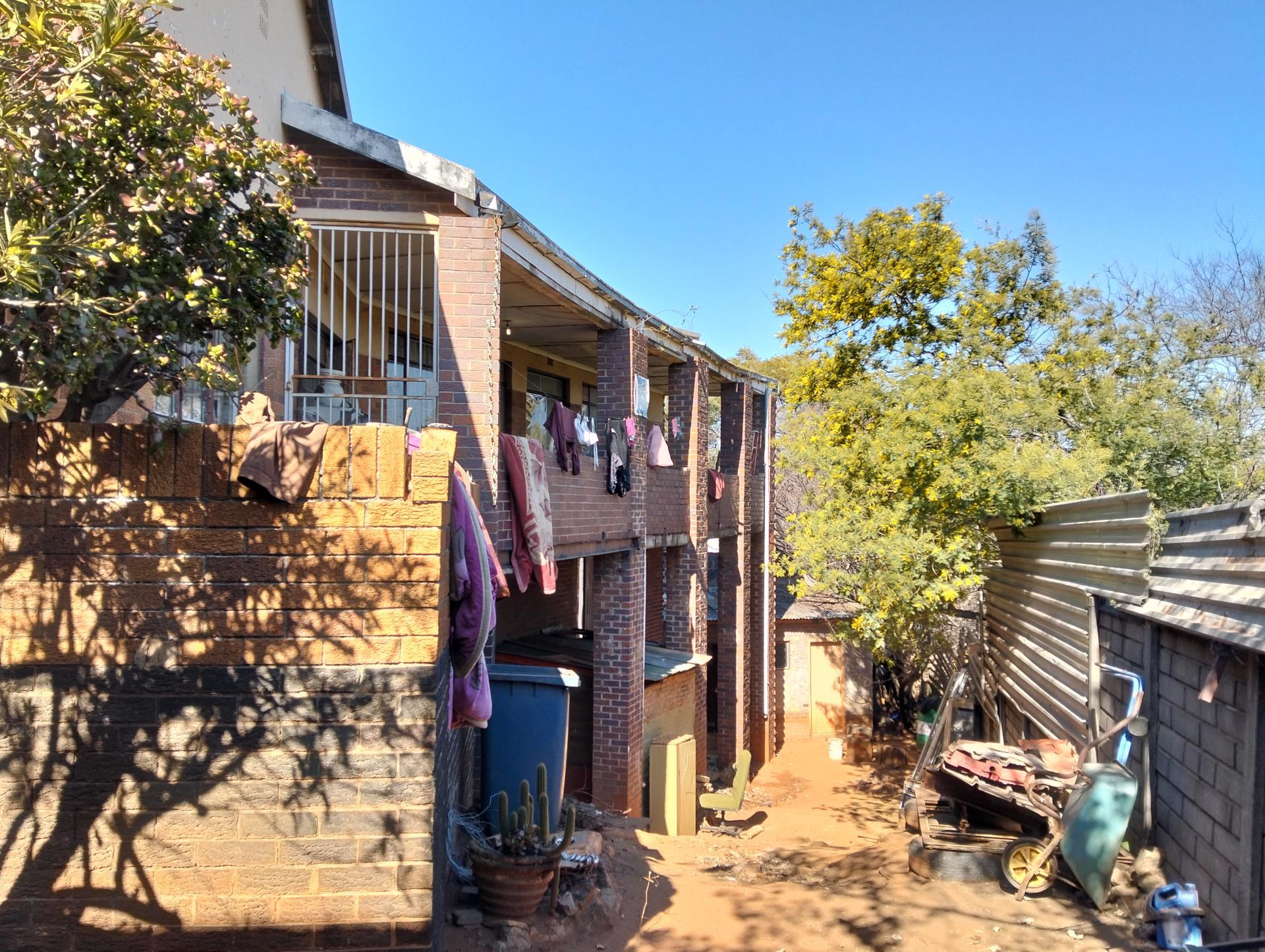 Front View of property in Townsview