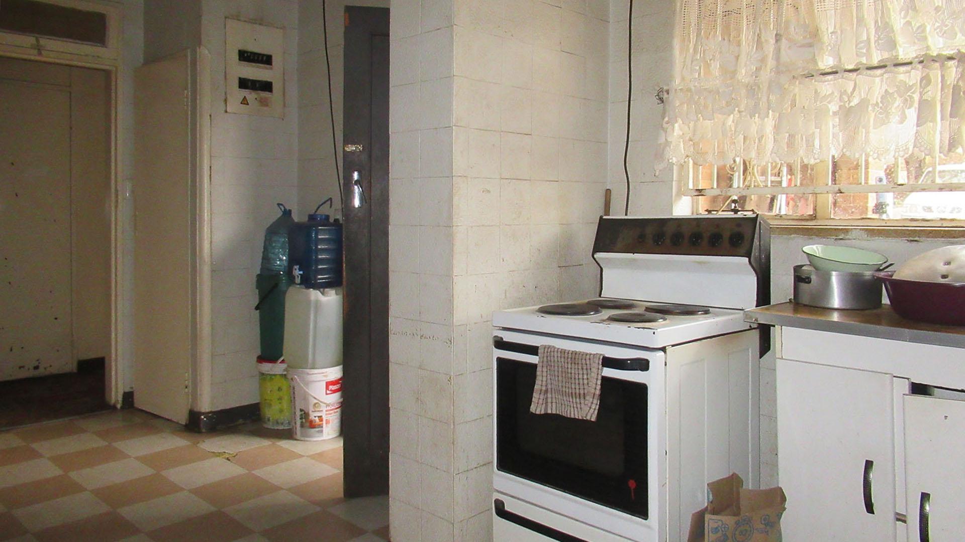 Kitchen - 21 square meters of property in Townsview
