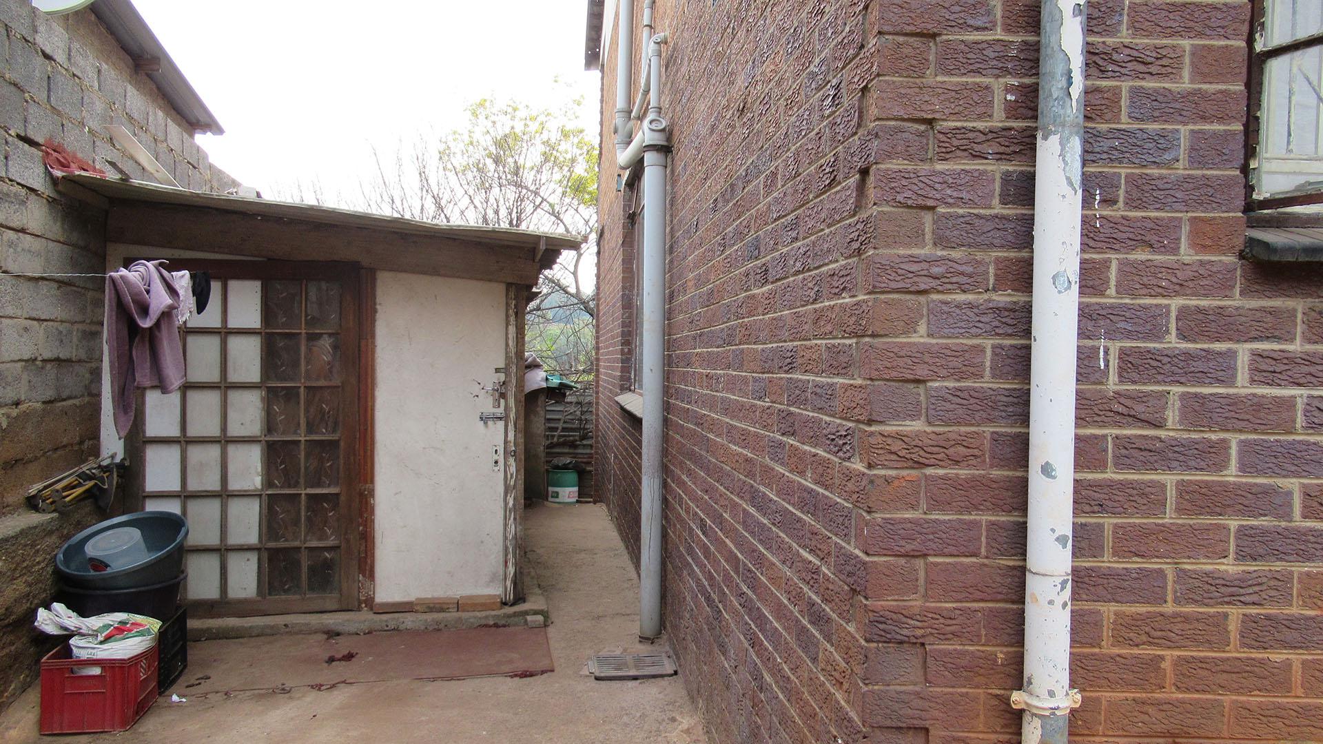 Backyard of property in Townsview