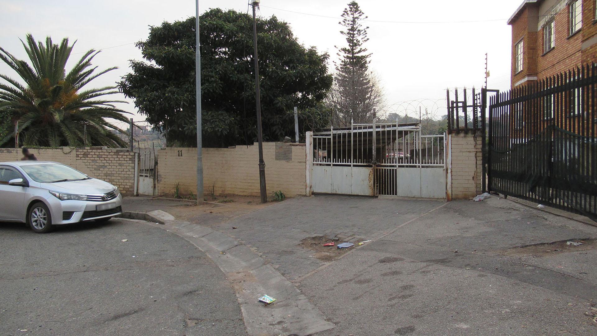 Front View of property in Townsview
