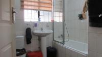 Bathroom 1 - 6 square meters of property in Lenasia