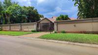 Front View of property in Brackendowns
