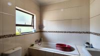 Main Bathroom - 4 square meters of property in Brackendowns