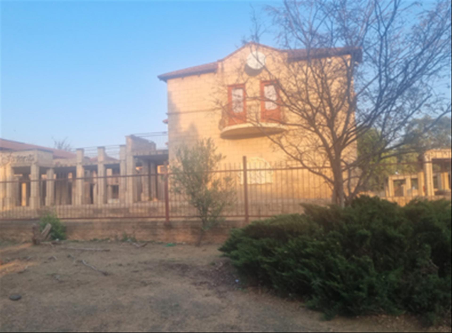 Front View of property in Brandwag