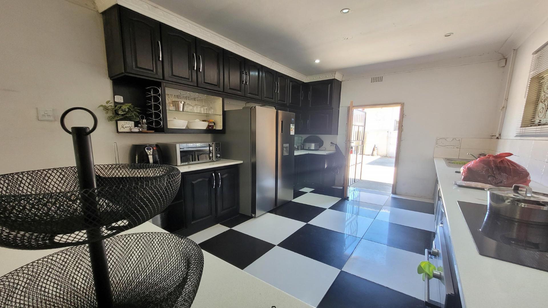 Kitchen of property in Welkom