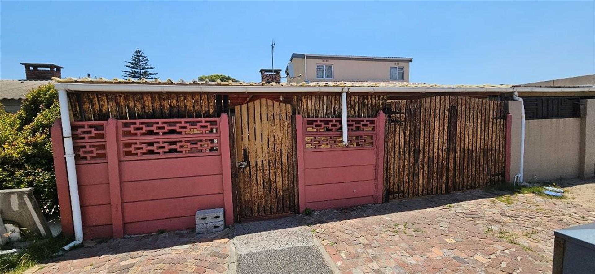 Front View of property in Cafda Village