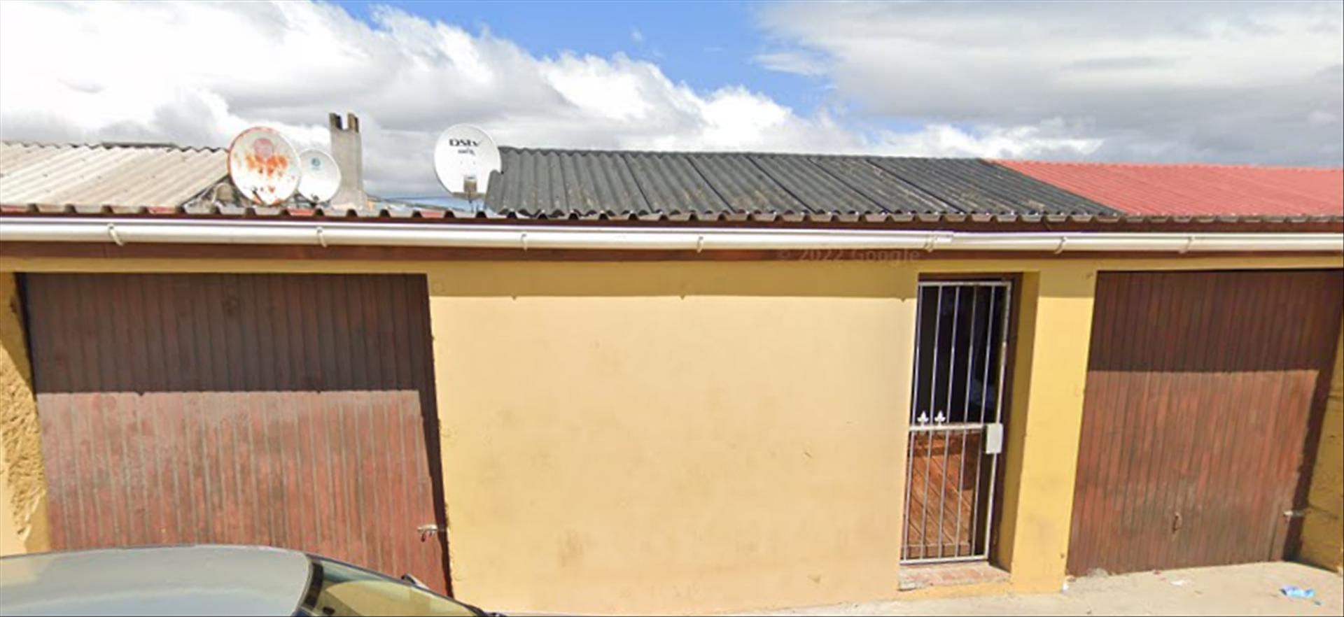 Front View of property in Cafda Village
