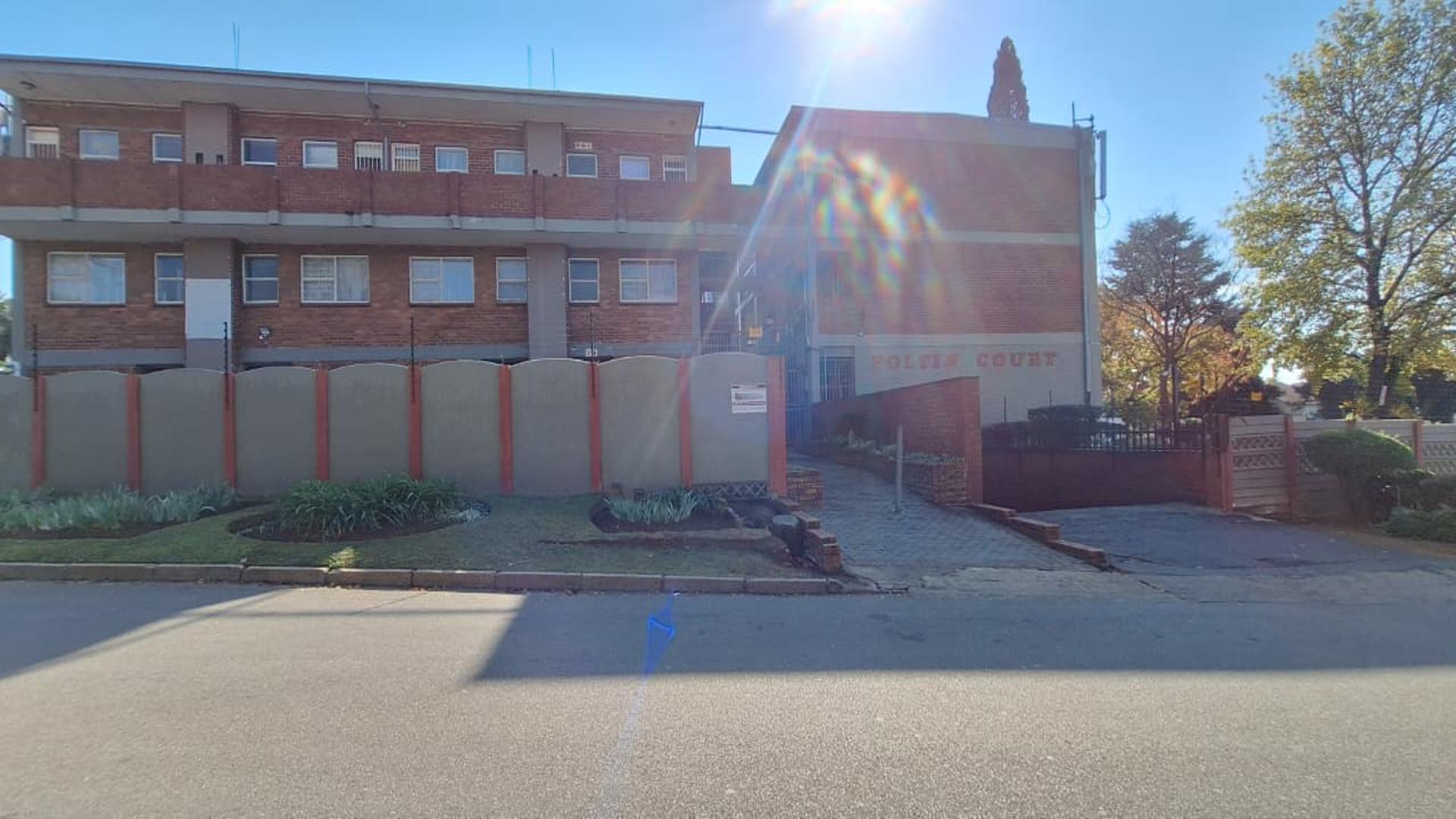 Front View of property in Kempton Park