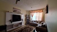 Lounges - 25 square meters of property in Kempton Park