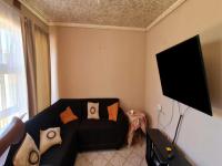 Lounges of property in Motherwell