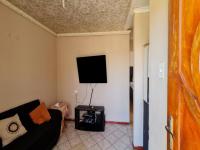 Lounges of property in Motherwell