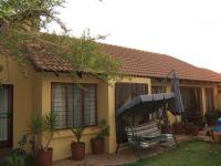 3 Bedroom 3 Bathroom House for Sale for sale in Moreletapark