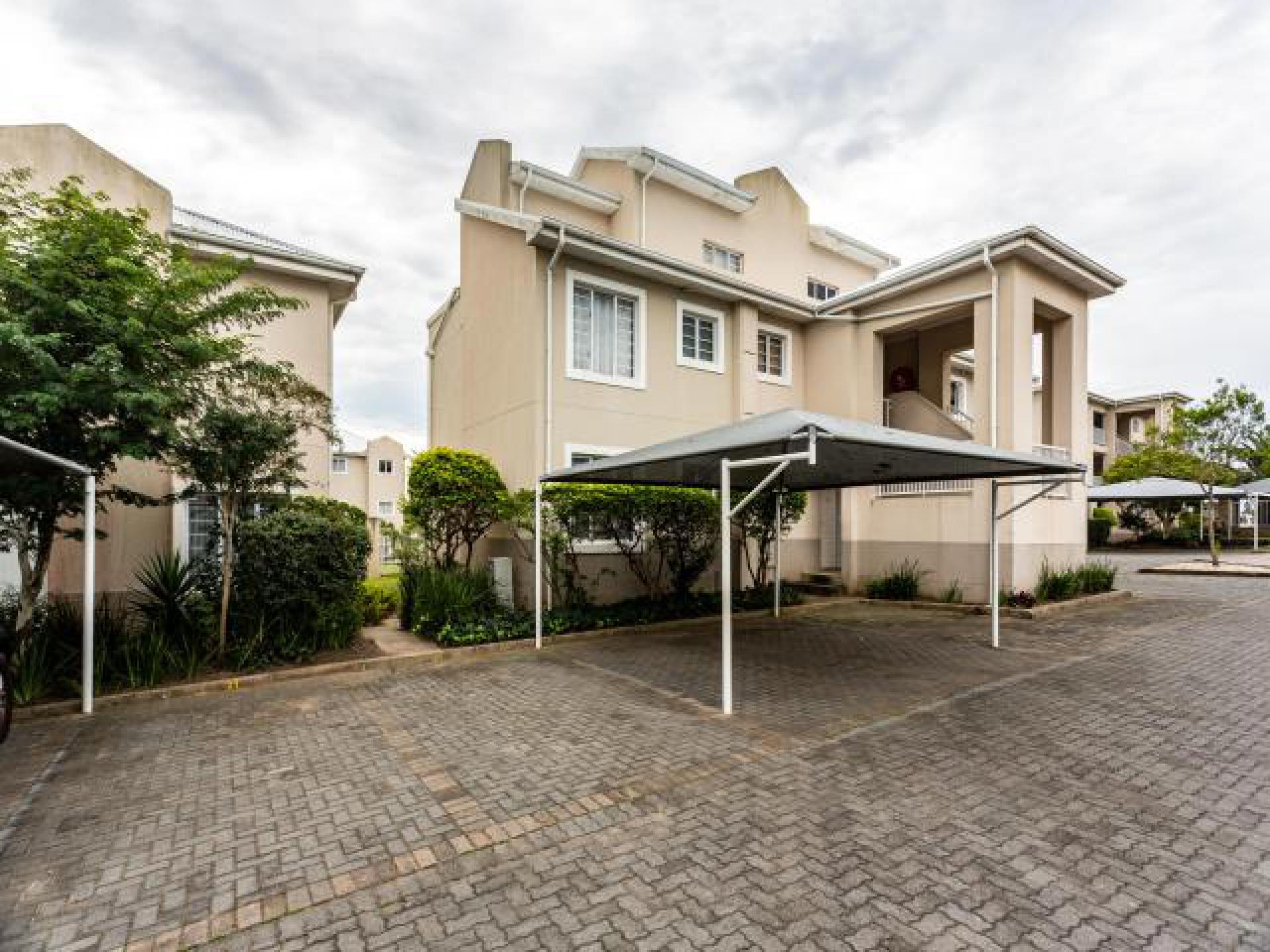 Front View of property in Beacon Bay